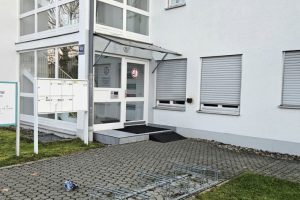 c0312f2e-6173-494d-b085-3cacfa13e632